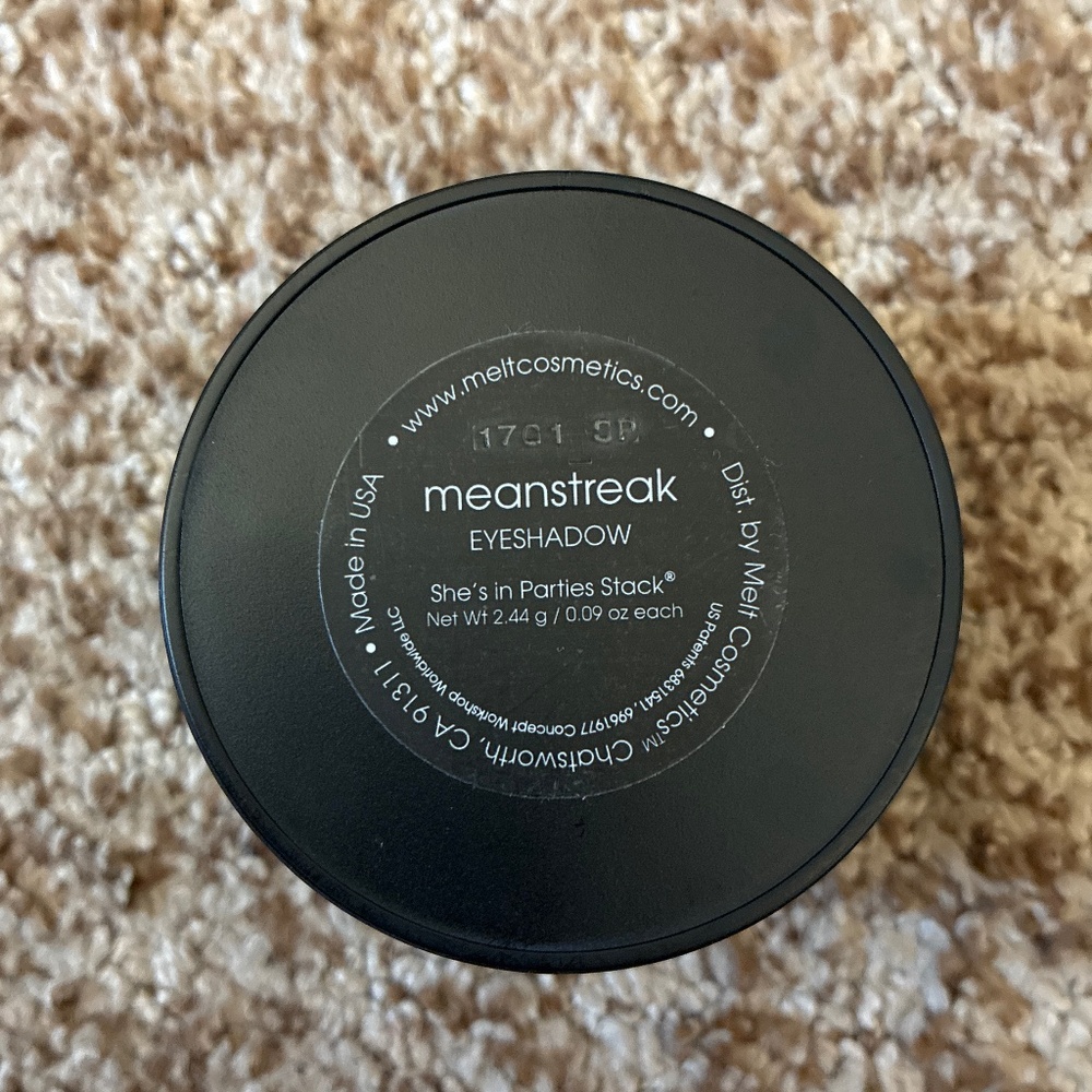 Brand New - Melt Cosmetics - She’s In Parties - Eyeshadow Stack - Picture 9 of 10